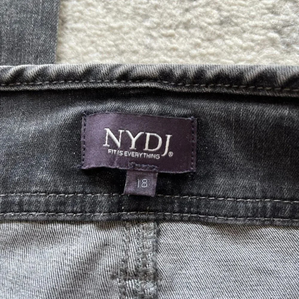 NYDJ jeans high rise Marilyn straight leg gray 18 - Picture 2 of 8